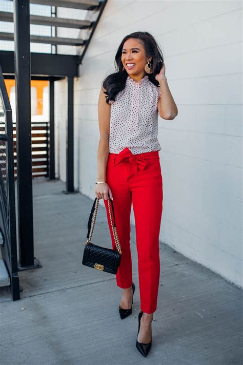 casual red pants for women.